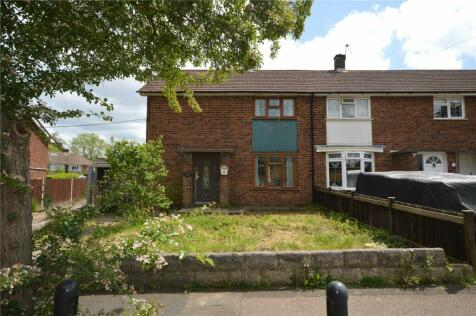 Rochester - 3 bedroom end of terrace house for sale