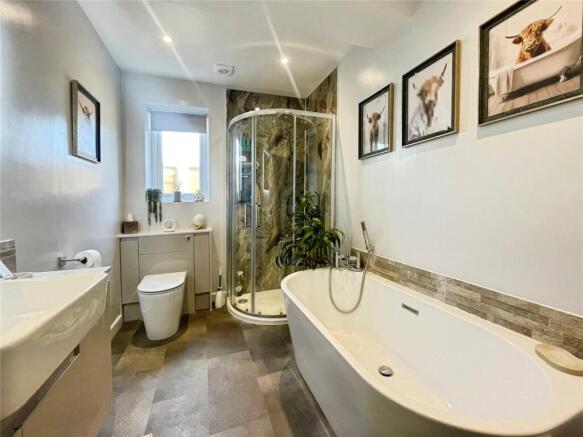 Bathroom/Wc