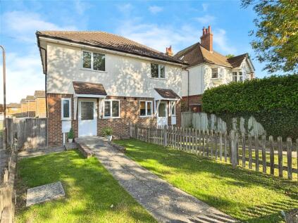 Bank Cottages, Station Road, Staplehurst, Tonbridge, TN12