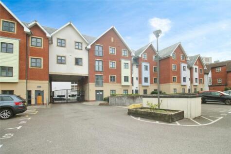 St. James's Street, Portsmouth, Hampshire, PO1