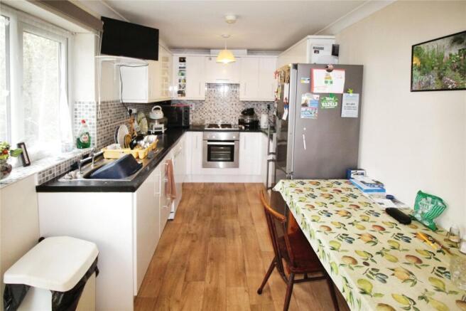 Kitchen/Breakfast Rm