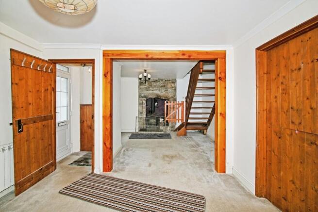 Lounge/Dining Room