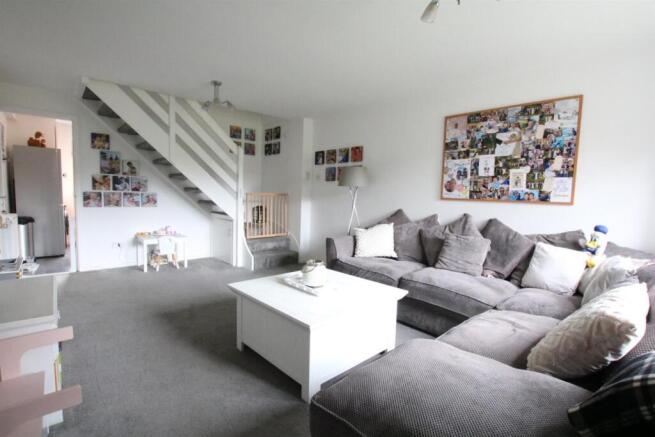 Lounge .2.JPG