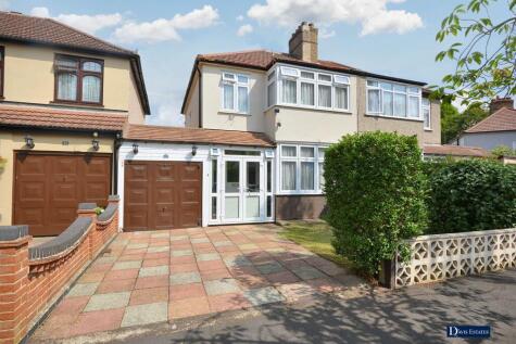 Milton Avenue, Hornchurch, RM12