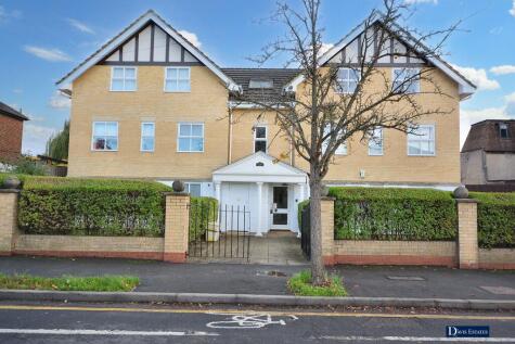 Harcourt Mews, Gidea Park, Romford, RM2