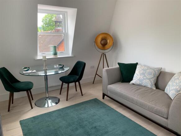 Flat 14 St Marks - Living Room.jpg