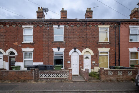 Isaac's Road, Cobholm, Great Yarmouth