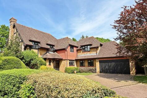 Fairway Gardens, Park Langley, Beckenham, BR3