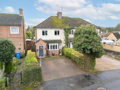 Queen Eleanor Road, Geddington, NN14