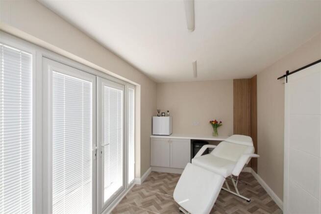 Office or Treatment Room.JPG