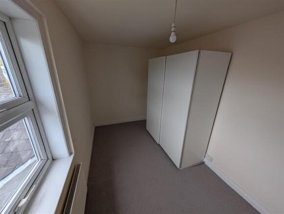 Bedroom 2.jpg