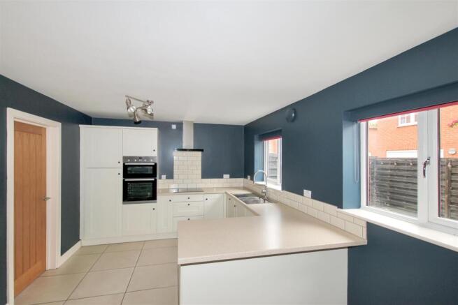 Kitchen Area - b.JPG