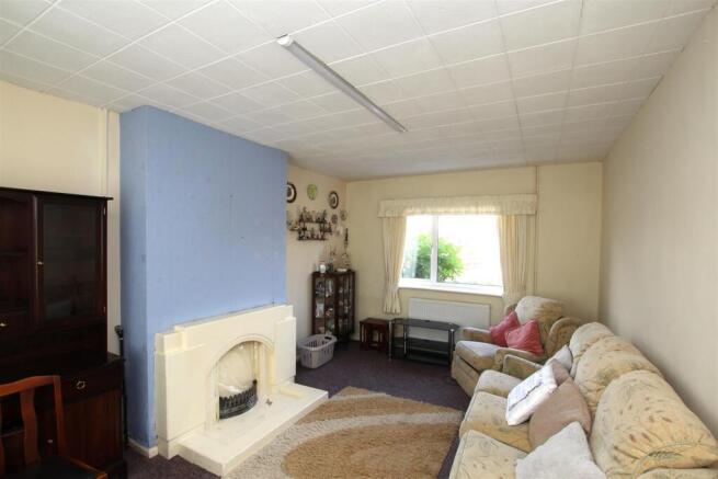 Living Room.JPG