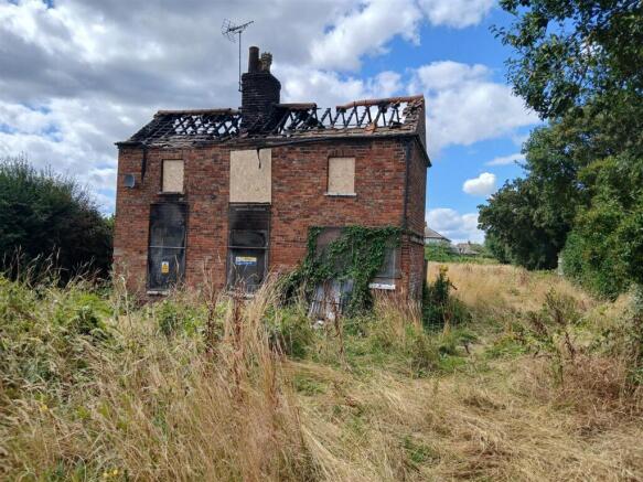 cottage.jpg