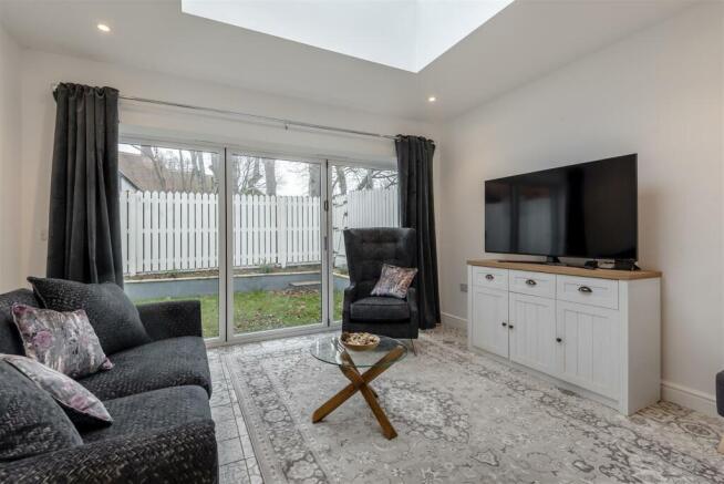 8631274-interior26.jpg
