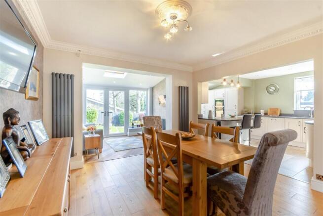8638896-interior22v2.jpg