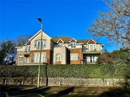 Cavendish Place, Lymington, Hampshire, SO41