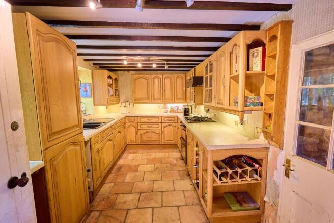 Kitchen / Breakfasting