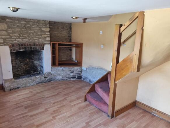 Open kicthen/living room