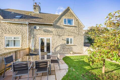 Lowfield Road, Tetbury, Gloucestershire, GL8