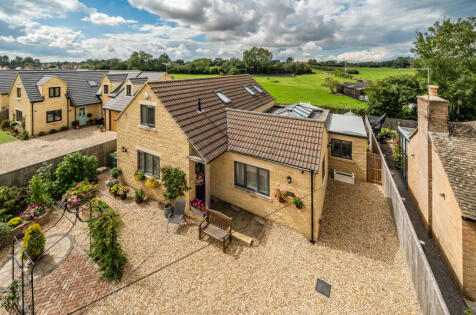 Longfurlong Lane, Long Furlong, Tetbury, Gloucestershire, GL8