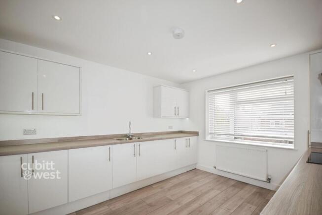 4 Abbeyfield - 5