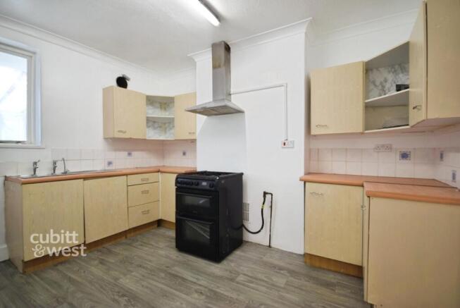 86 Longford Road - 6