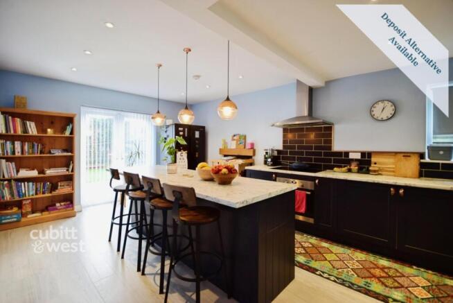 1 Parklands Avenu...