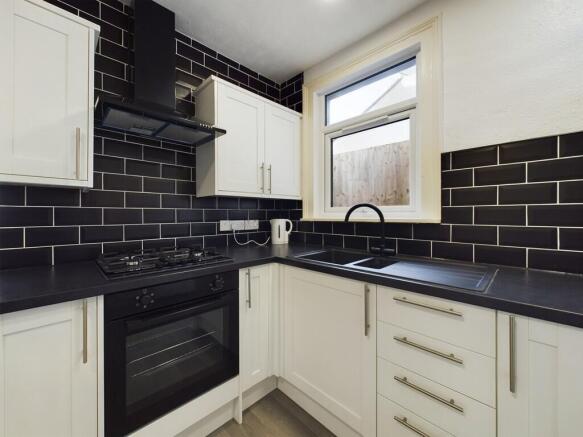 CAM03974G0-PR0067...