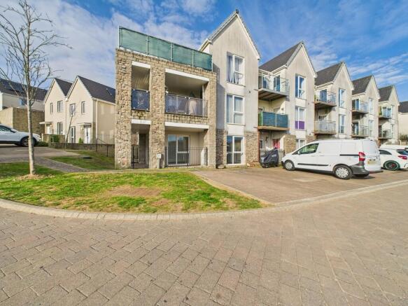 CAM02089G0-PR0441...