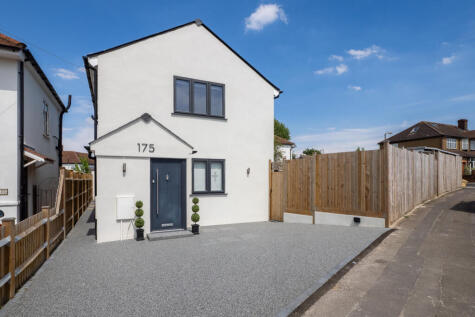 Browning Avenue, Worcester Park, KT4