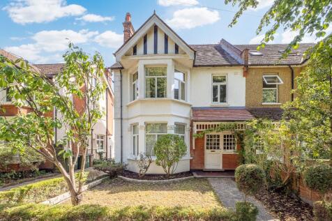 Grosvenor Avenue, Carshalton, SM5