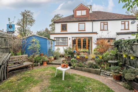 Woodfield Avenue, Carshalton, SM5