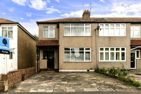 Hazelwood Avenue, Morden, SM4