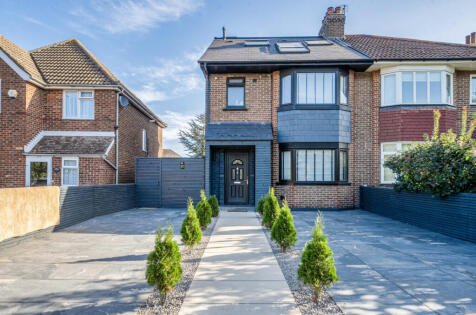 Commonside East, Mitcham, CR4