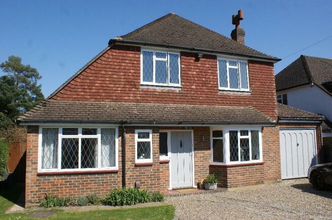 3 Bedroom Detached House For Sale In Twinoaks Cobham Surrey