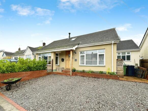 8 Severn Avenue