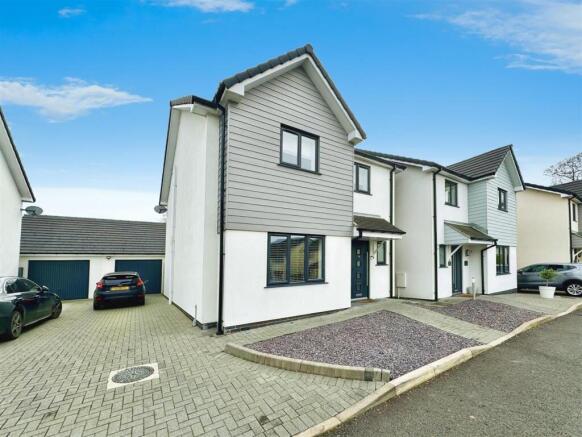 9 Cherry Close