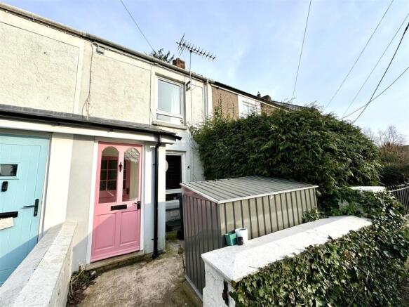 5 Coleford Road