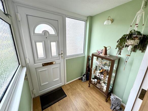 ENTRANCE PORCH