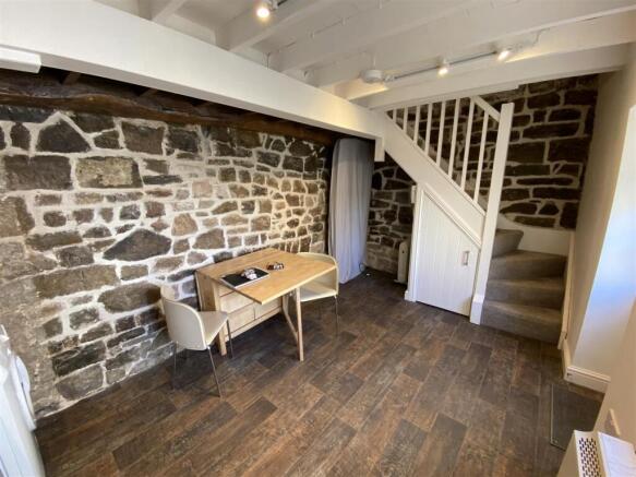 Living Area.JPG