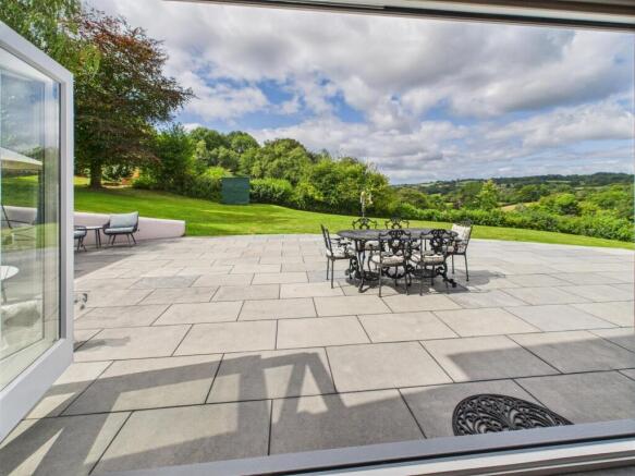 KITCHEN/DINING/FAMILY ROOM