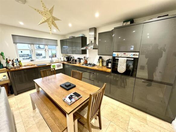 KITCHEN/BREAKFAST/FAMILY ROOM