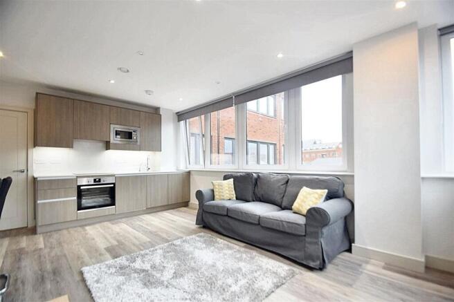 Lounge/Kitchen