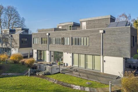 Old Mill Close, Uxbridge, UB8