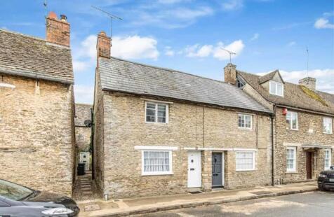 St. Johns Street, Lechlade