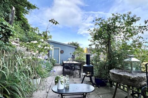 The Old Schoolhouse, West Green, Culross, KY12 8JH