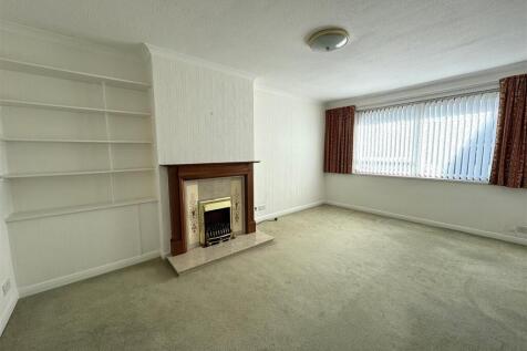 LOUNGE 1.JPG