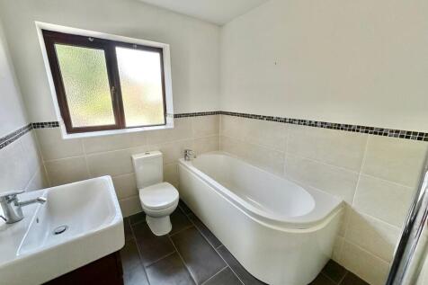 6c2a7bb7-1606-483...