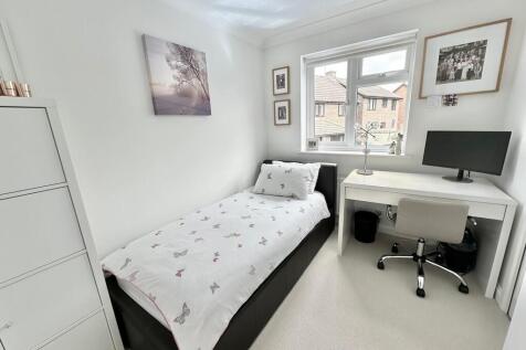 IMG-20250611-WA00...